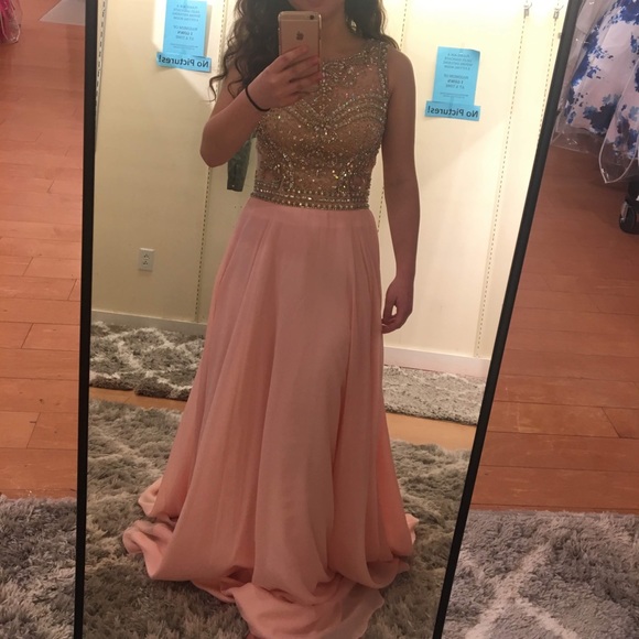 Light pink rhinestone dress - Picture 1 of 4